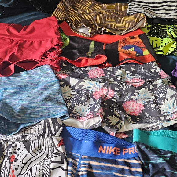 Gym shorts - Picture 4 of 4